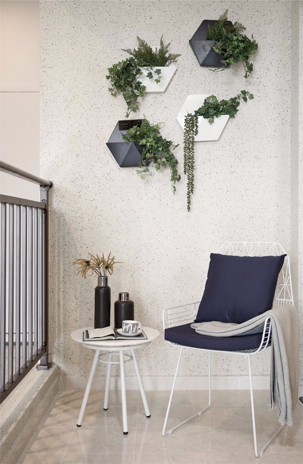 北欧轻奢风格室内设计家装案例-阳台 北欧轻奢风格室内设计家装案例-阳台