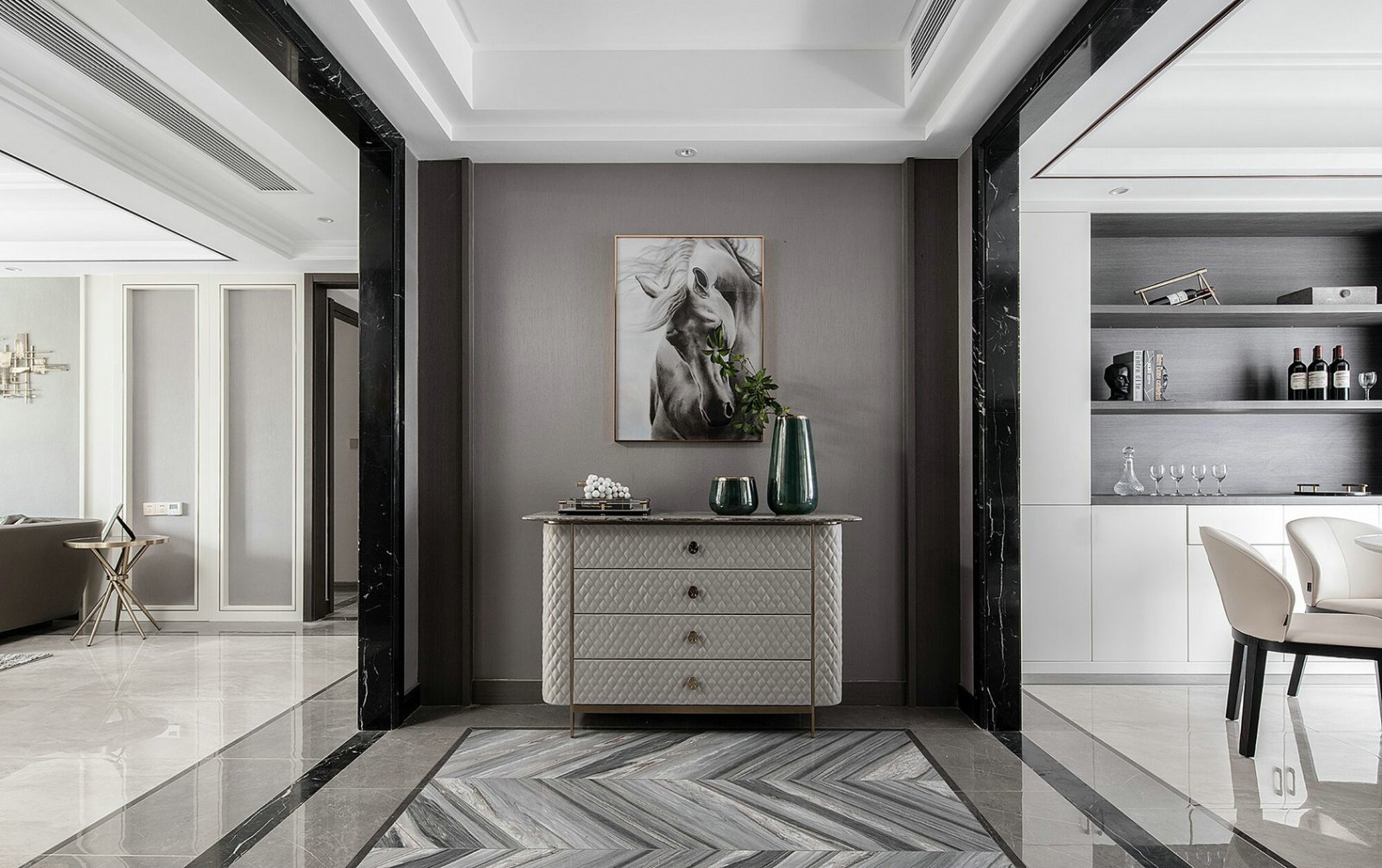 现代欧式风格家装设计室内装修效果图-玄关 现代欧式风格家装设计室内装修效果图-玄关